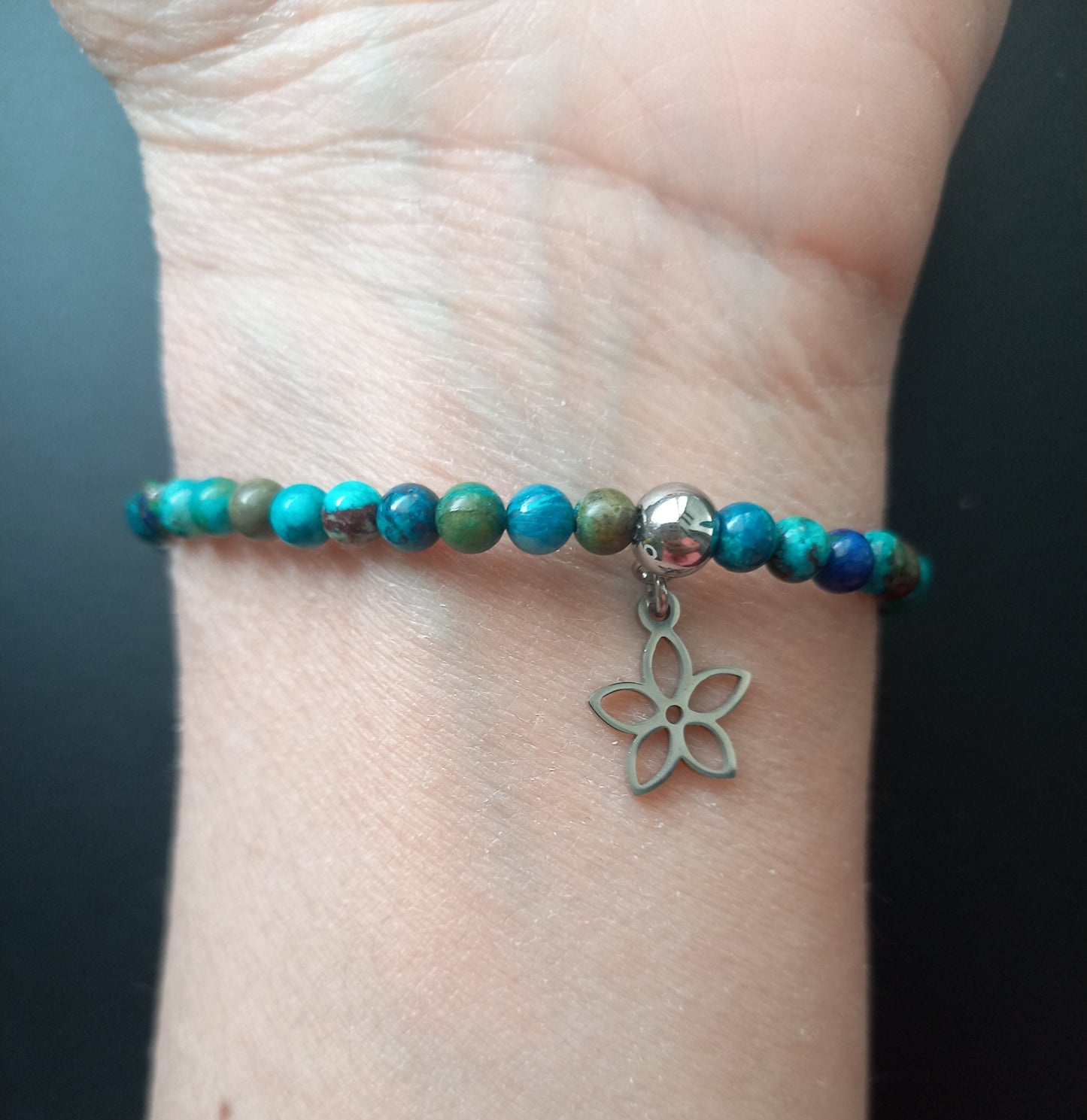 Ephemeral Santa Aurore