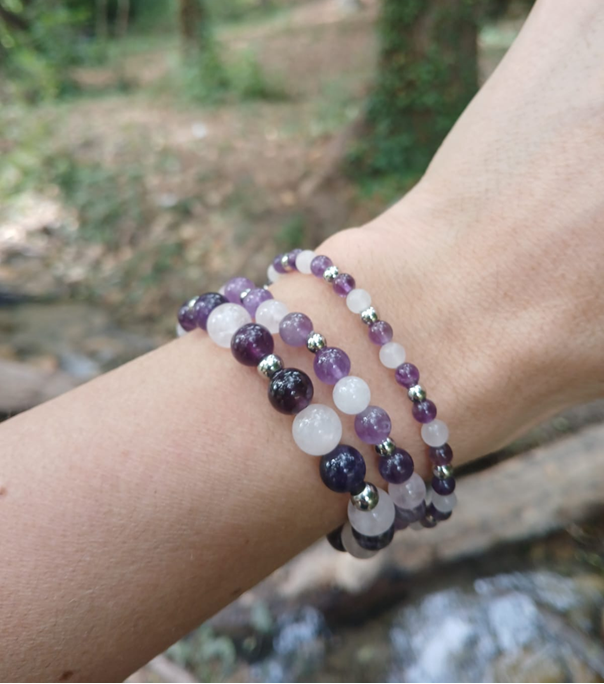 Bracelet Amarose, en améthyste AAA et quartz rose AA, pierres naturelles, porté poignet en lumière exterieure, perles 4, 6 ou 8mm — Zoéline