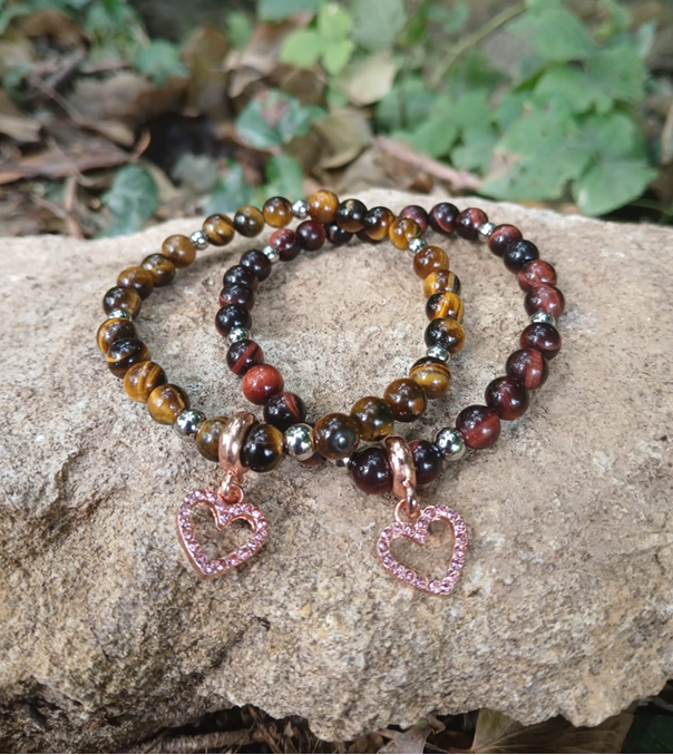 Bracelets Elaris Doré et Elaris rouge, en oeil de tigre AAA OU oeil de taureau AAA, pierres naturelles, en lumière extérieure, perles 6mm — Zoéline
