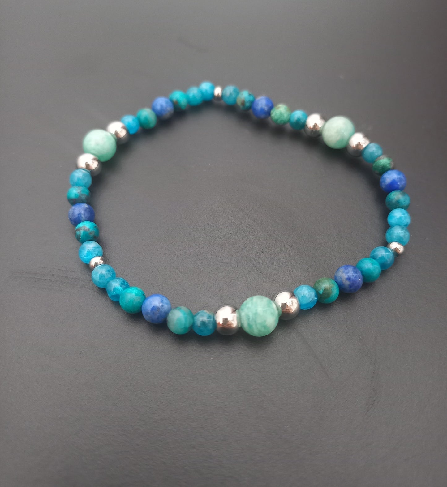 Bracelet Louen en lapis-lazuli AA, chrysocolle AAA, apatite AA et amazonite AAA, pierres naturelles — Zoéline