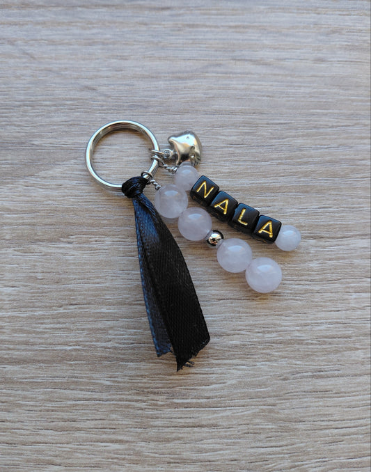Bijou pour chat ou chien, en quartz rose naturel à personnaliser avec prénom et couleur — Zoéline