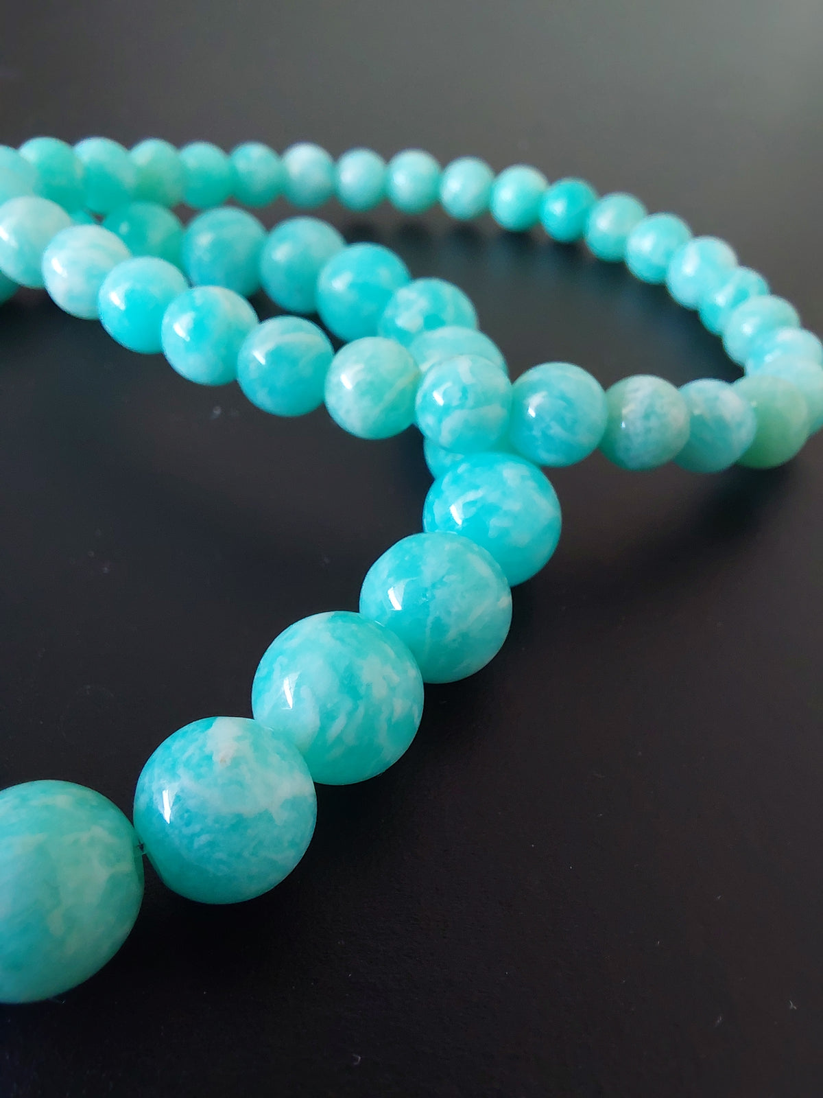 Bracelet Amazonite AAA, pierres naturelles, porté poignet, perles 6mm et 8mm — Zoéline