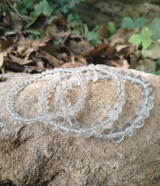 Bracelet cristal de roche naturel AAA, en lumière extérieure, perles 4, 6 ou 8mm — Zoéline