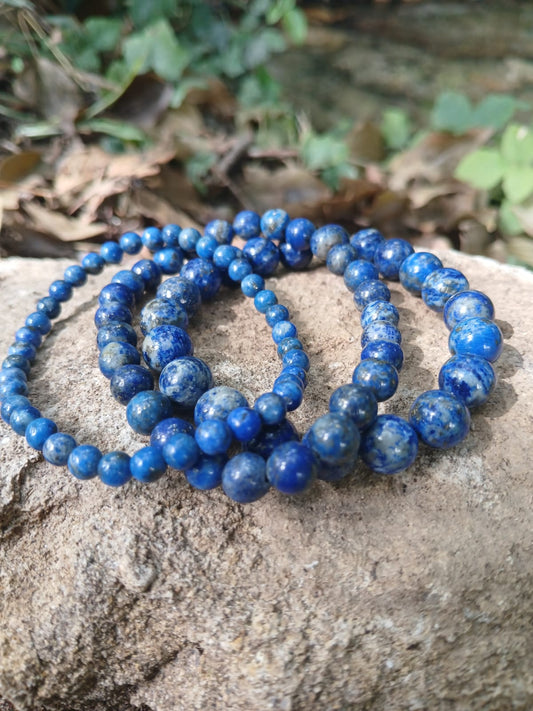 Bracelet lapis-lazuli naturel AA, en lumière extérieure, perles 4, 6 ou 8mm — Zoéline