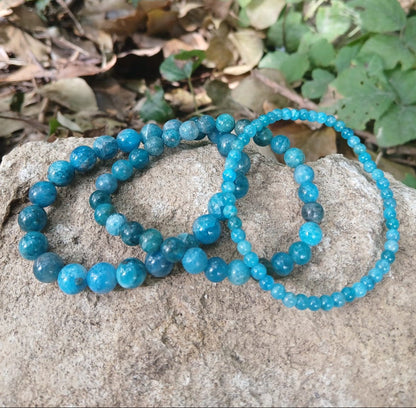 Bracelet apatite naturelle AA, en lumière extérieure, perles 4, 6 ou 8mm — Zoéline