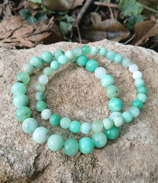 Bracelet chrysoprase naturelle AAA, en lumière extérieure, perles 6 et 8mm — Zoéline